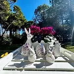 Вилла By The Sea And Pool Линьяно-Саббьядоро