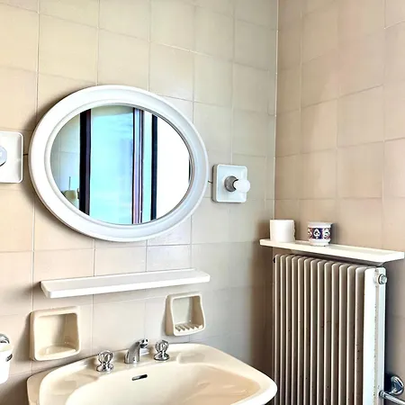 By The Sea And Shared Pool Villa Lignano Sabbiadoro
