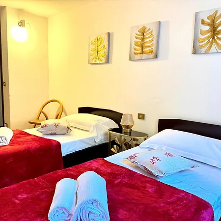 Villa By The Sea And Pool