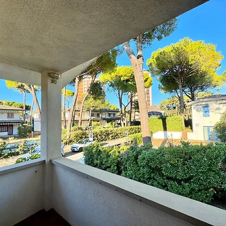 By The Sea And Pool *