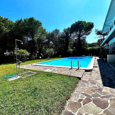 By The Sea And Pool וילה