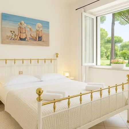 By The Sea And Pool Villa Lignano Sabbiadoro